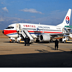 福州航空运输航空快运业稳步发展的原因是什么？
